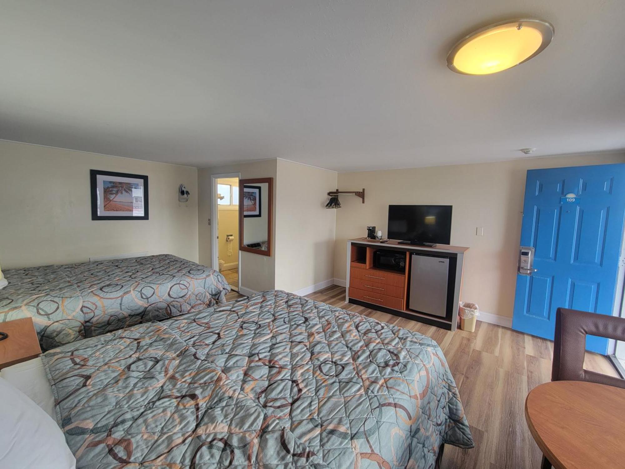 Days Inn By Wyndham - Cape Cod West Yarmouth Exterior foto